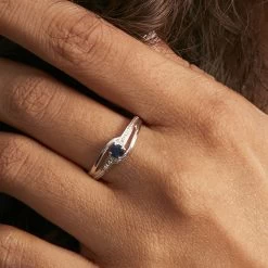 Bague Tanissia Or Blanc Saphir Et Diamant -Montres Magasin B3DFBSB028 model1