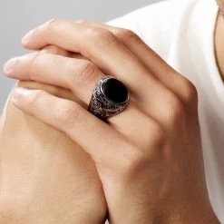 Chevalière Zayn Acier Blanc Agate 11 Chevalière Zayn Acier Blanc Agate -Montres Magasin FIHHBFN001 model1