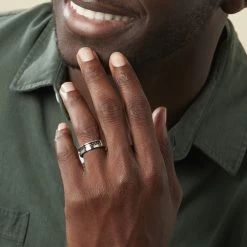 Bague Karly Acier Blanc -Montres Magasin MIDHBWN013 model1