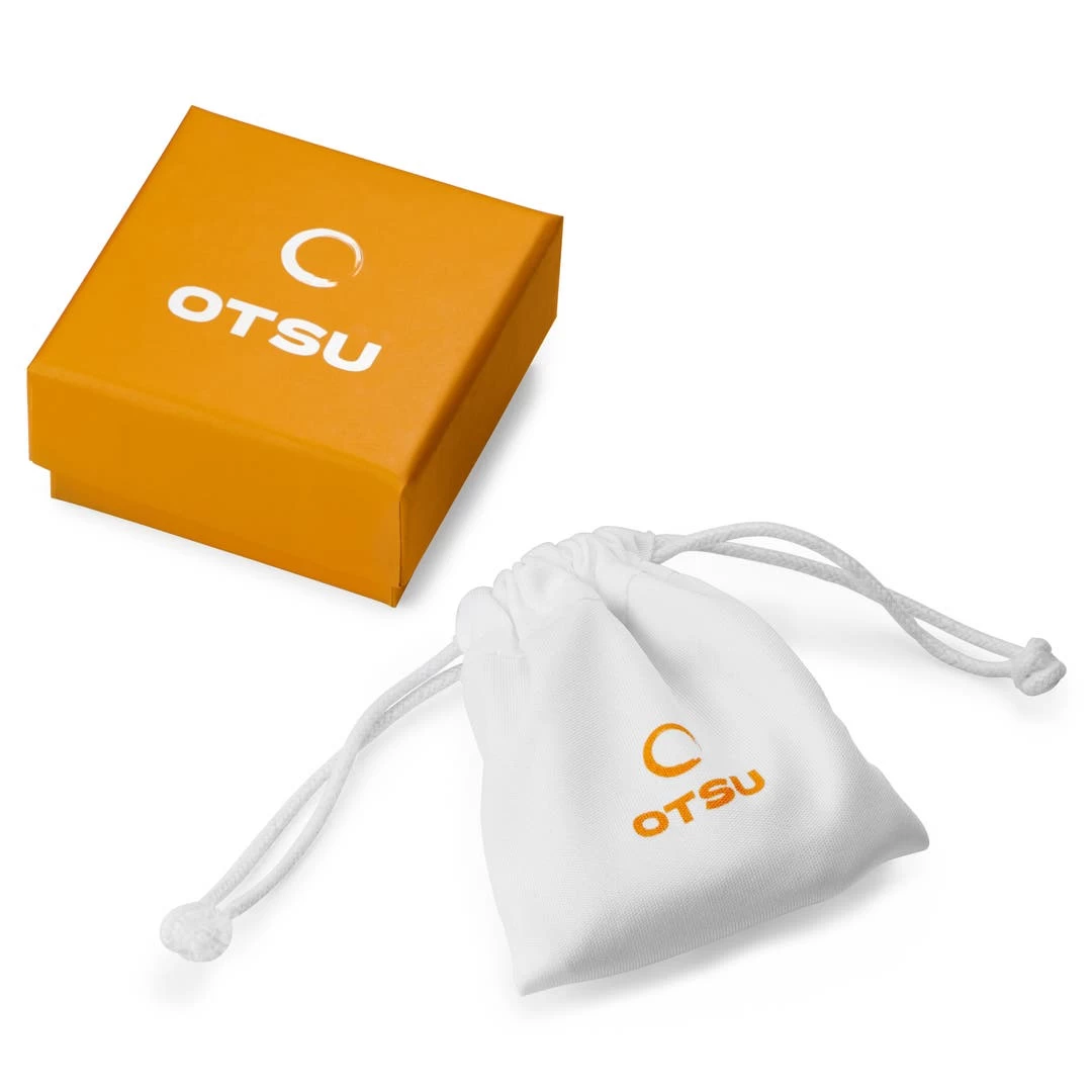 Otsu Egan | Collier à Maille Vénitienne Avec Pendentif En Forme D'aile En Acier Inoxydable Bleu 6 Otsu Egan | Collier à Maille Vénitienne Avec Pendentif En Forme D'aile En Acier Inoxydable Bleu – Image 6